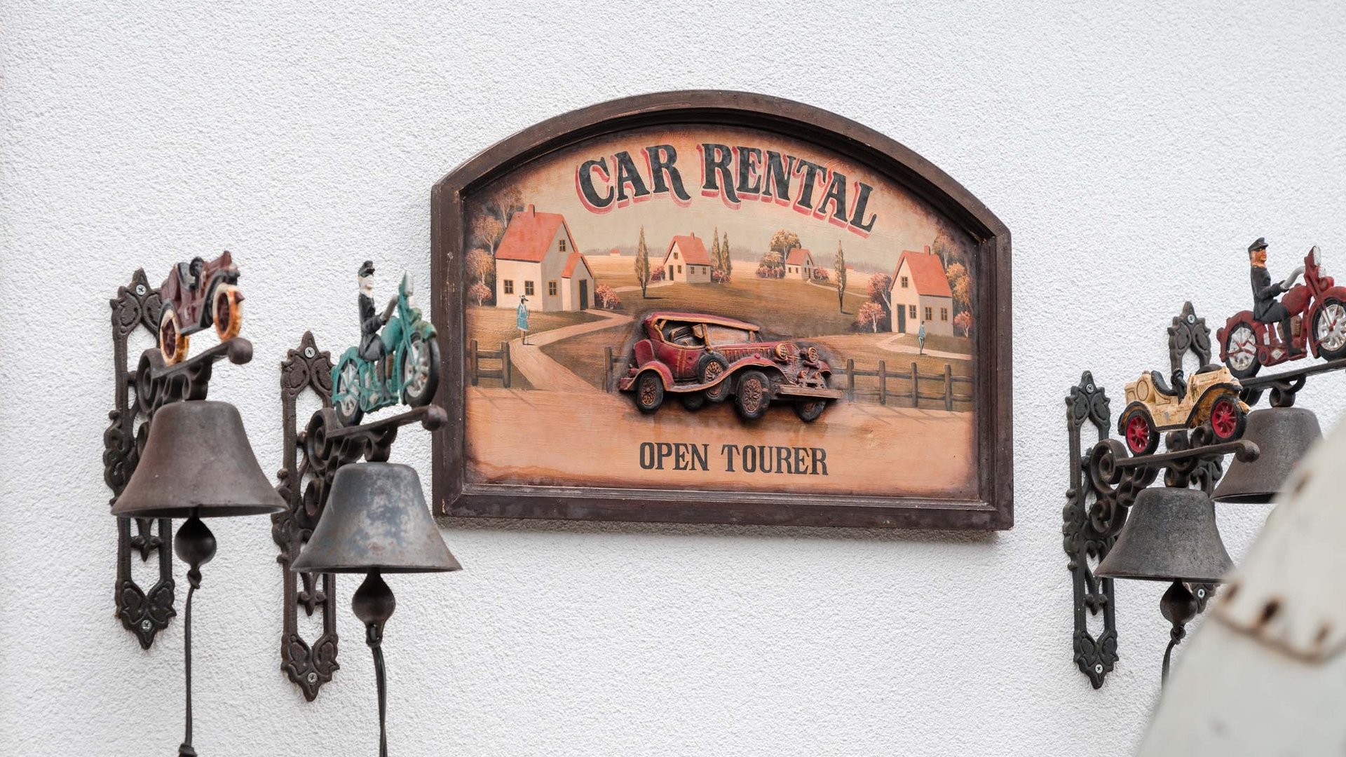 Al Plan Hotel: hire a classic car for your wedding or a tour
